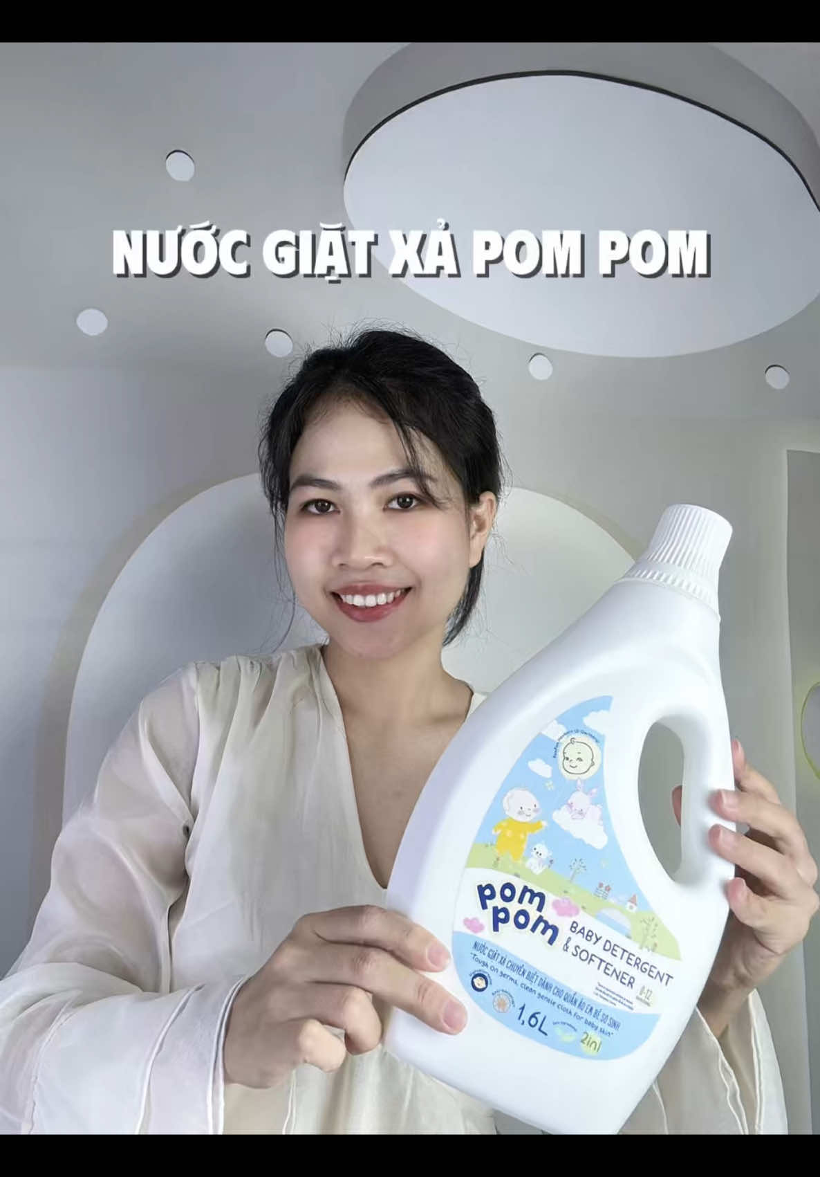 Gel giặt Pom Pom vừa thơm vừa lành tính mà còn tích hợp giặt xả 2 in 1, rất đáng để trải nghiệm đó mấy bà.  #GelgiatxaPomPom #PomPomsBirthdaySuperSale #GeldacPomPom #PomPomNewborn #PomPomActive