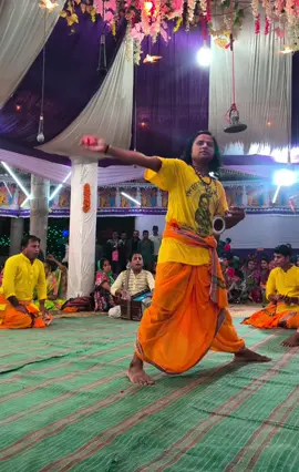 বিস্ময়কর! খমক বাজিয়ে এটা কীভাবে সম্ভব!! 