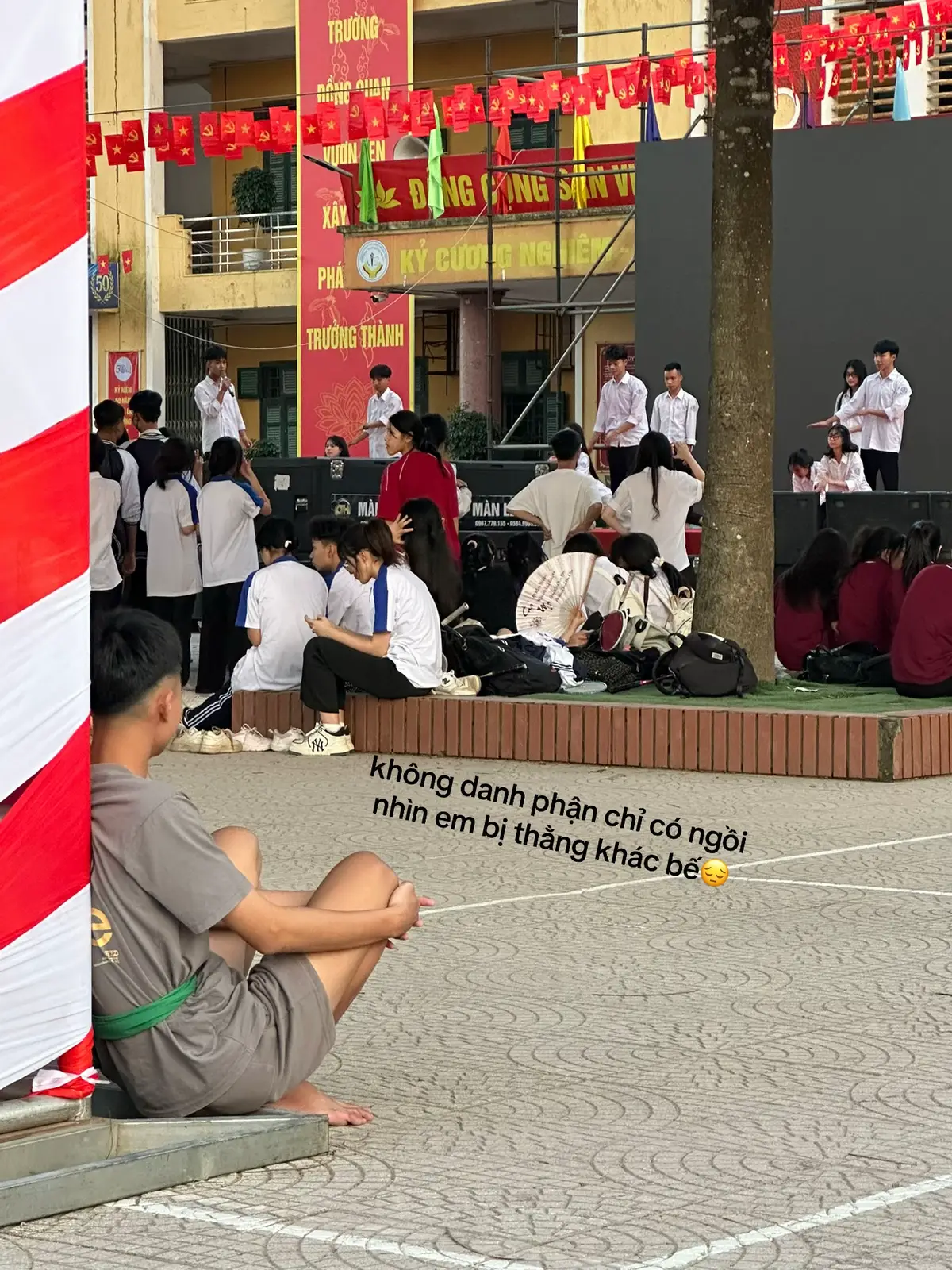 nay bạn tôi buồn 😌.    @danh       #xuhuongtiktok 