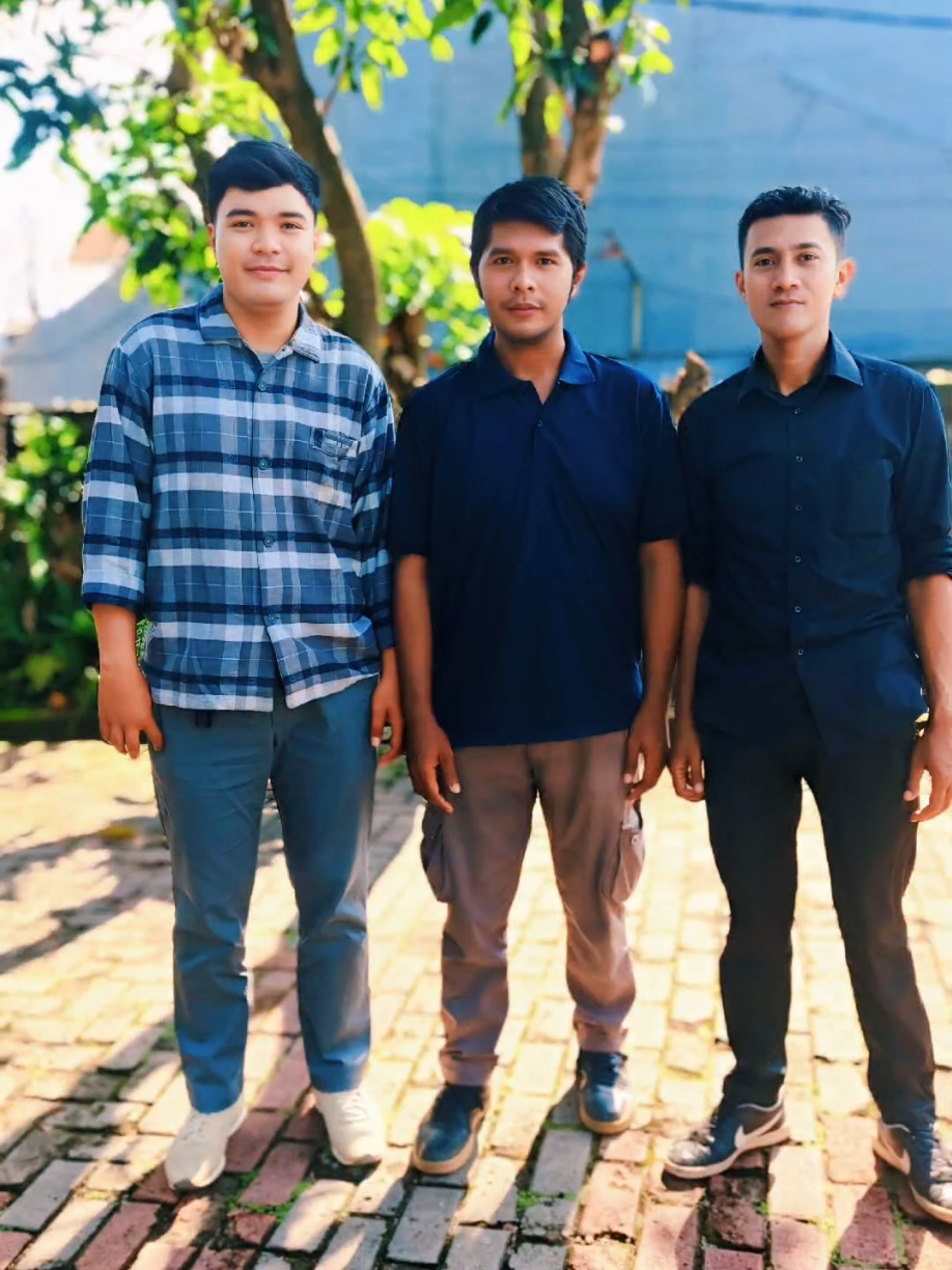 tim distribusi kita nie,,,  vote A-B-C tentang pelayanan nya ya,,  dan mana nih idola kalian 🥰🥰🥰 #sppgcilendektimur #sppg #timdistribusi #BGN #MBG 