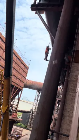 Cina gacor😫.  #welder #ketinggian #fyp 