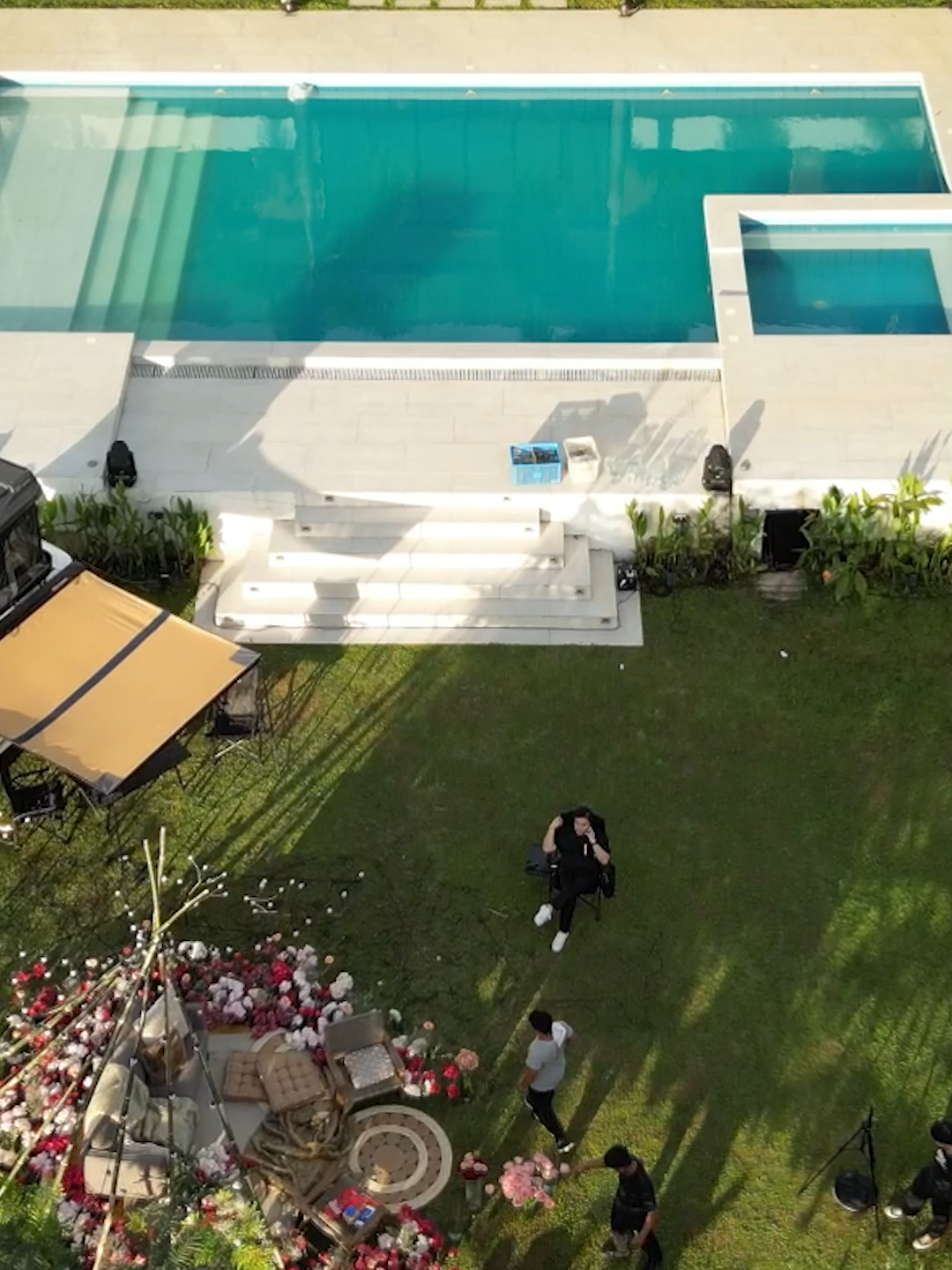 From ground to sky, we got it covered. 🚁 Drone highlights from VICEION: Happily Seven After! 🎬 #ZNZFilms #VICEION #HappilySevenAfter #ViceGanda #DroneCinematography #AerialView #EventProduction #FilmTeam #CreativeFilmmaking #VisualStorytelling