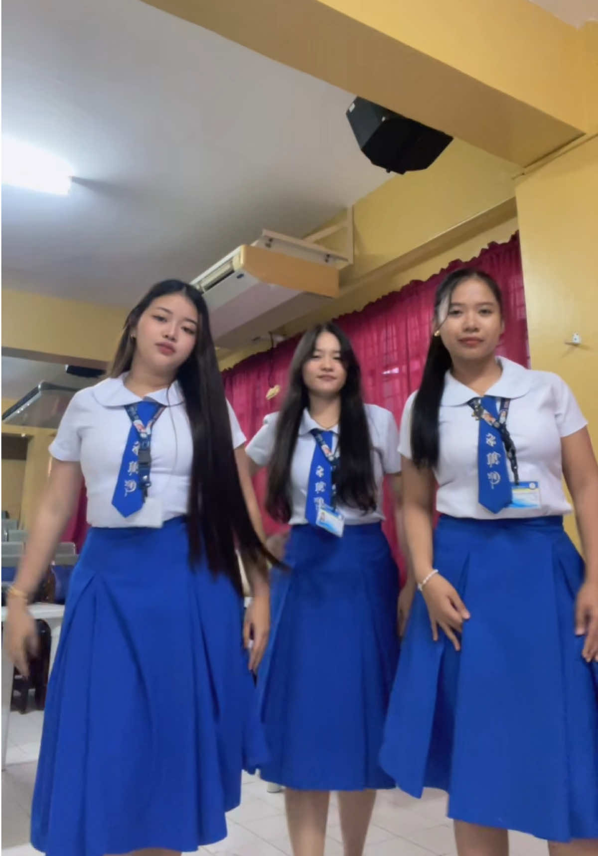 #fyp #trend #dancetrend2025 @Zhyy✨ @nuwiiii♡ 