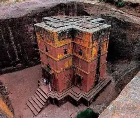 The Rock-Hewn Churches of Lalibela in Ethiopia are a group of 11 remarkable monolithic churches, carved directly from living rock in the late 12th and early 13th centuries under the direction of King Lalibela. These churches were intended to serve as a 