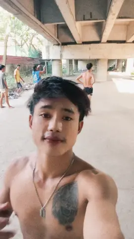 #အခုဘယ်လိုလုပ်မလဲတွေး😁😁 #fypシ゚ #fppppppppppppppppppp #ချစ်ပေးကြအုန်းနော်😍😘😘 