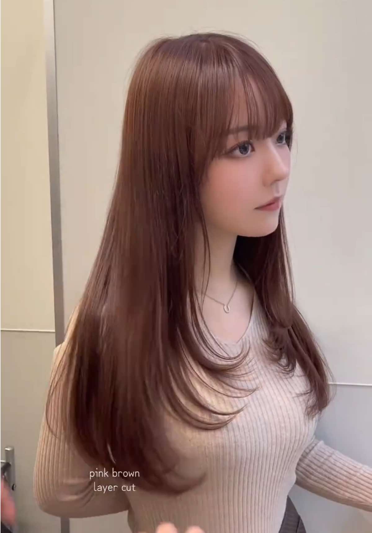 毎月メンテナンス いつものブラウンに今回はピンクを混ぜてよりまろやかなブラウンに ナチュラルなレイヤーカット #ブラウンカラー #ピンクブラウン #レイヤーカット