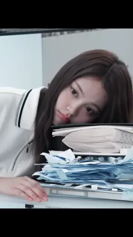 cantik nya😭 #CARMEN #H2H #hearts2hearts #카르멘  #fyp 