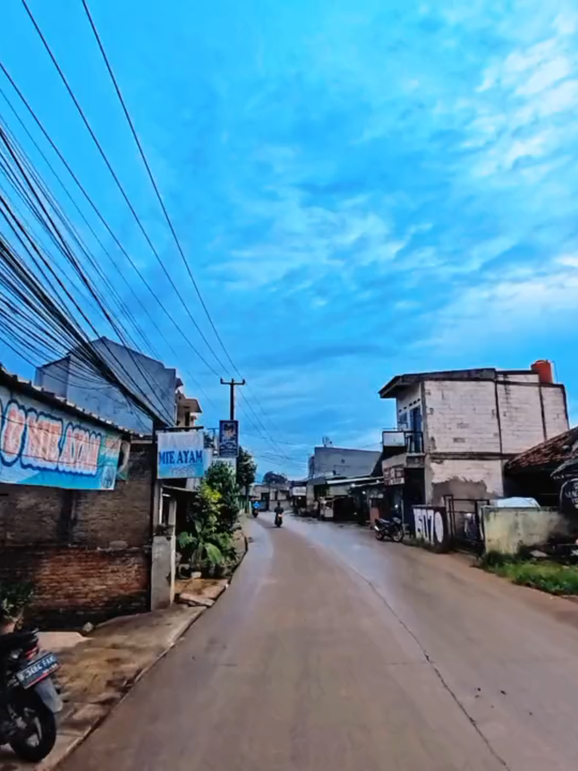 Mendung tak berarti hujan ☺️ Gunung putri punya cerita  #fyp #story #gunungputri #bogor