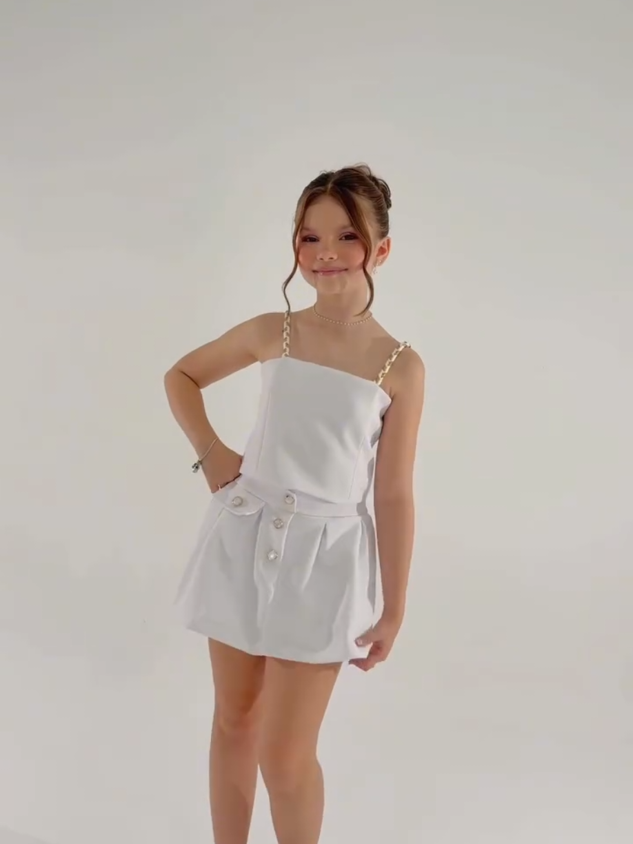 Follow  #kesfet #ti̇ktok #alinabakhisova #kesfetbeniöneçıkart #kesfetteyiz 