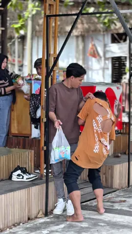 Jangan pernah merendahkan orang lain#gcr_team 