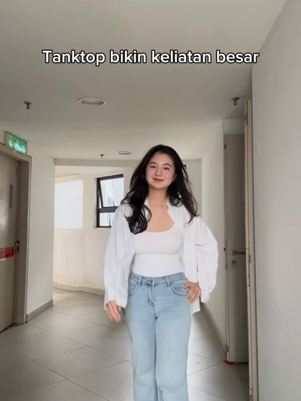 Cek keranjang kuningnya yaa guys #tanktop #tanktopwanita #tanktopcrop 