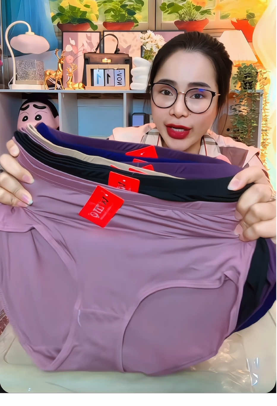 လက်ဆောင်စျေးနဲ့ရတုန်းယူ @Sabal Phoo #sabalphoo🌸🕊 #စံပယ်ဖူး #กางเกงในผู้หญิง  #เทรนด์วันนี้ 