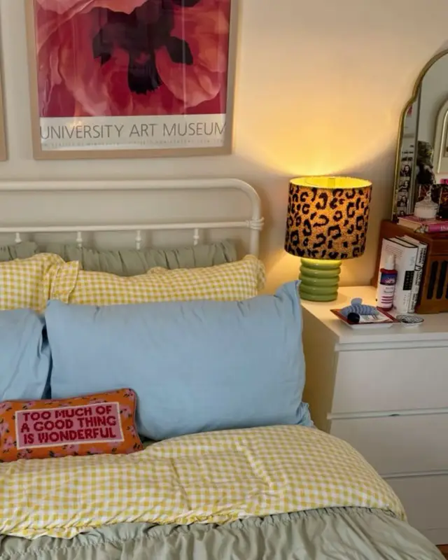 dreamy bedside table lamps i desperately need in my life 💡