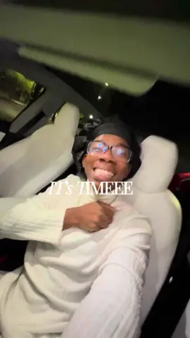 Red CUPP Dayy!!! @Starbucks #starbucks #blowthisup #redcupday #foryoupage #CapCut 