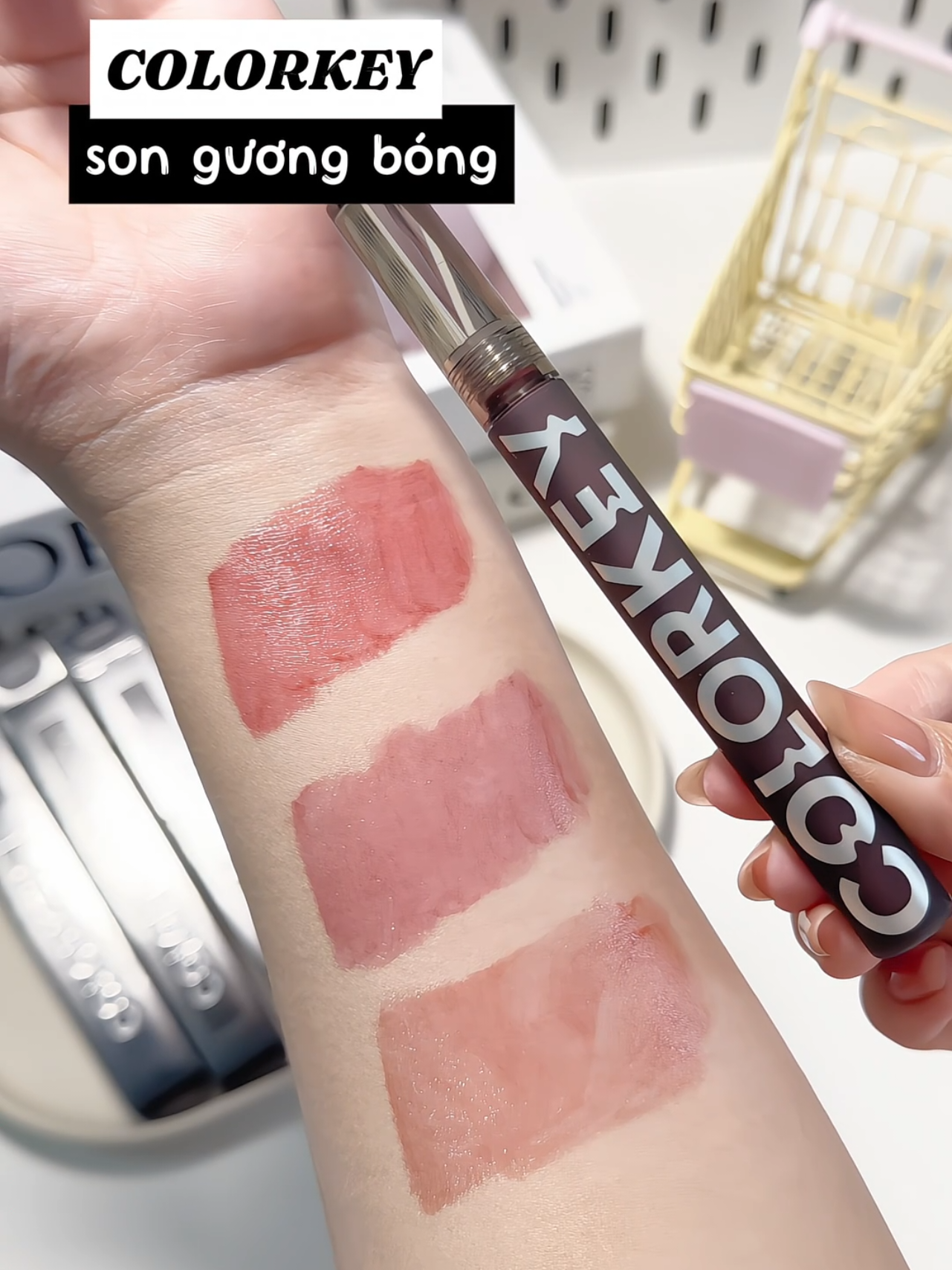 Son gương bóng Colorkey lên màu xinh, lâu trôi lứm #soncolorkey #sonxinh #sontintcolorkey #goclamdep #viral 