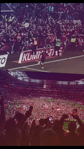 Chức vô địch lịch sử Bayer leverkusen dưới thời Xabi Alonso người dẫn dắt Bayer leverkusen vô địch vs 51 trận bất bại. #bayerleverkusen #football #xabialonso #fyp #bundesliga 