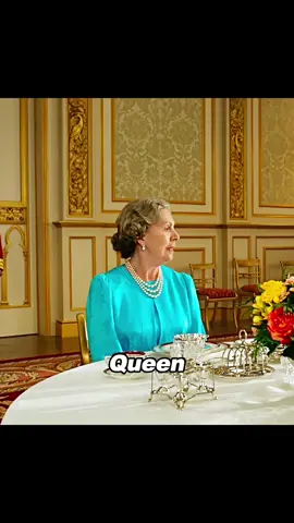 The giant was invited by the queen to attend the human banquet.#fyp #movie #filmcommentary #fantasy #comedy 