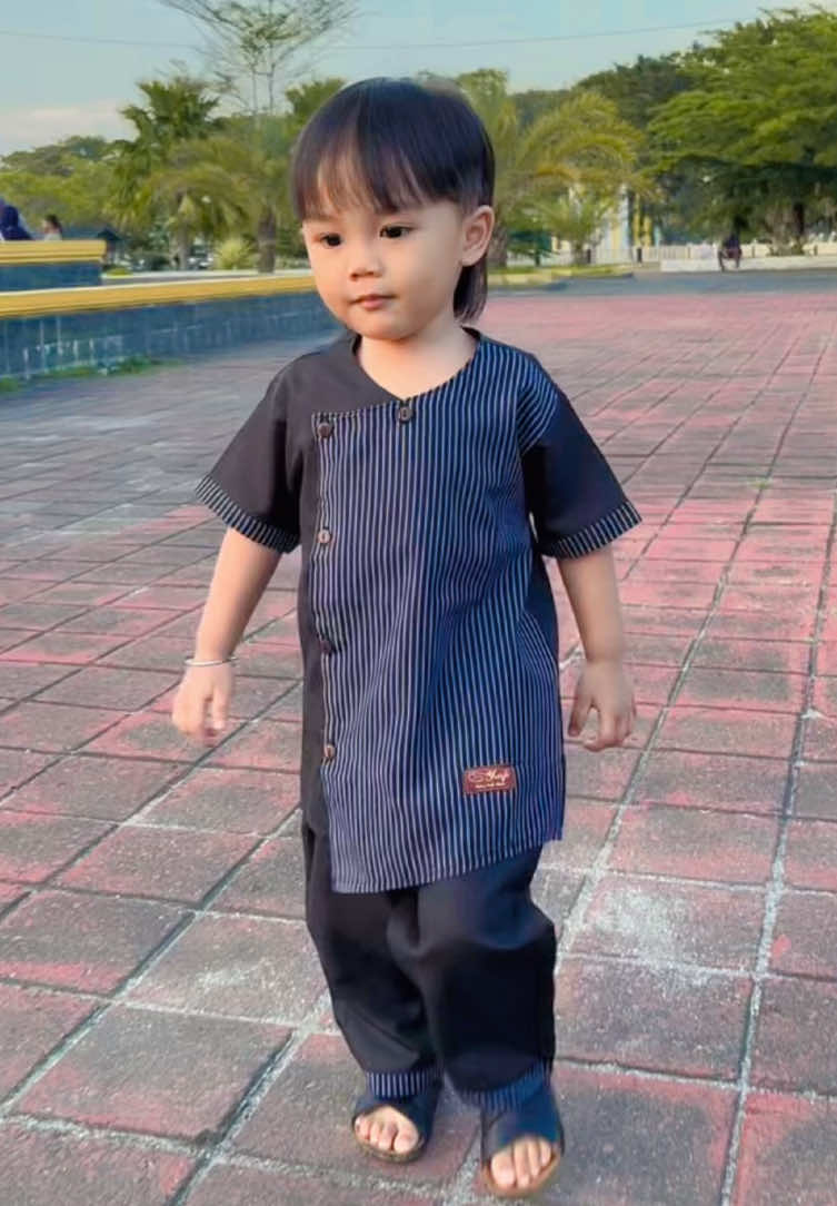 Setelan koko anak nyaman di pake buat tarawih dan buat lebaranan ✨🌙🕌 #setelankoko #bajukoko #bajumuslim #outfitanak #bajulebaran 