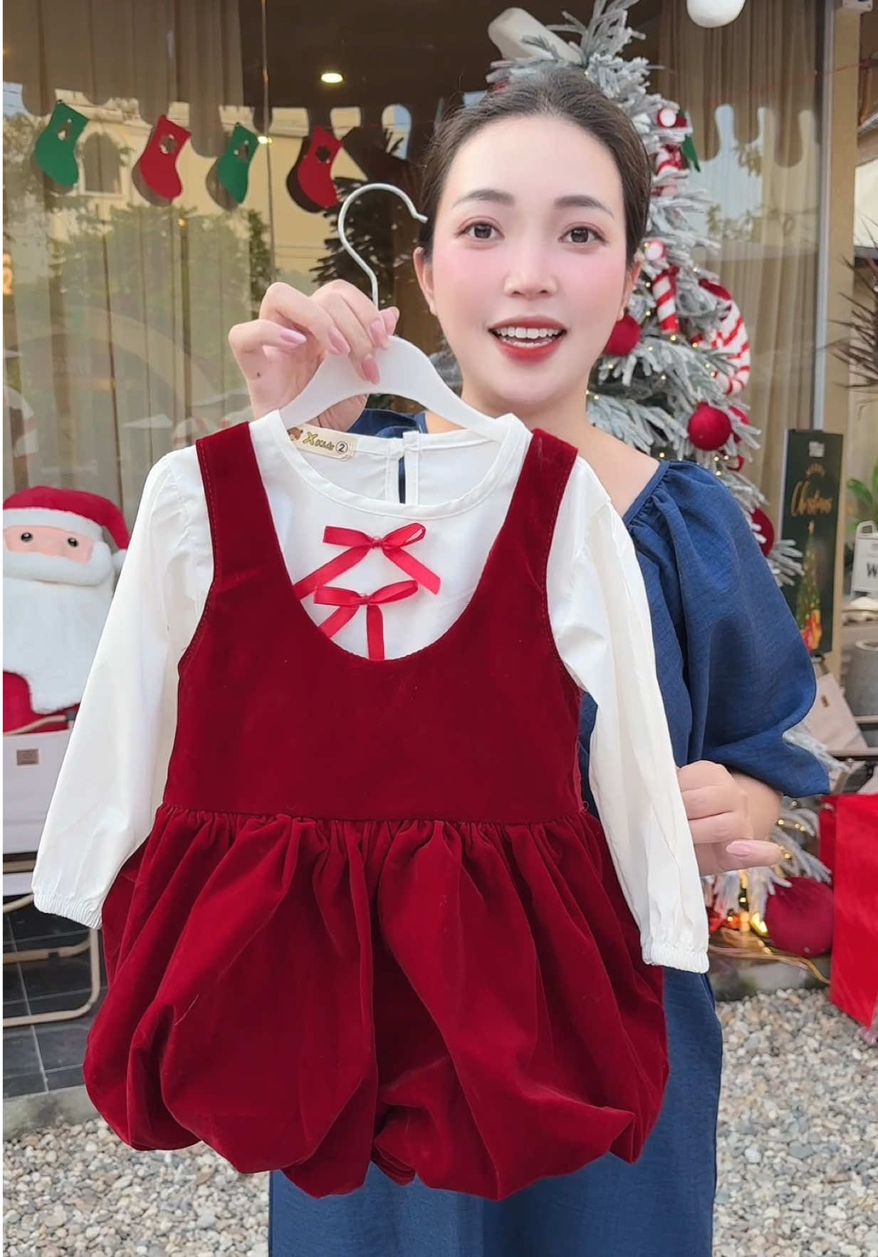 Set yếm mix áo noel cho bé gái #meminmax95 #quanaotreem #noel #quanaonoelchobe 