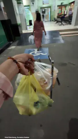 Sajen malem terakhir nunggui bude, besok nak balek😀 #fypp #jawapride #palembang #berandafyp #xyzabca 