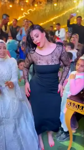 فرح صاحبتي لكن لسه منزلتش شغل😂😂 #حوريه تعالو نشوف الفيديو الجامد ده