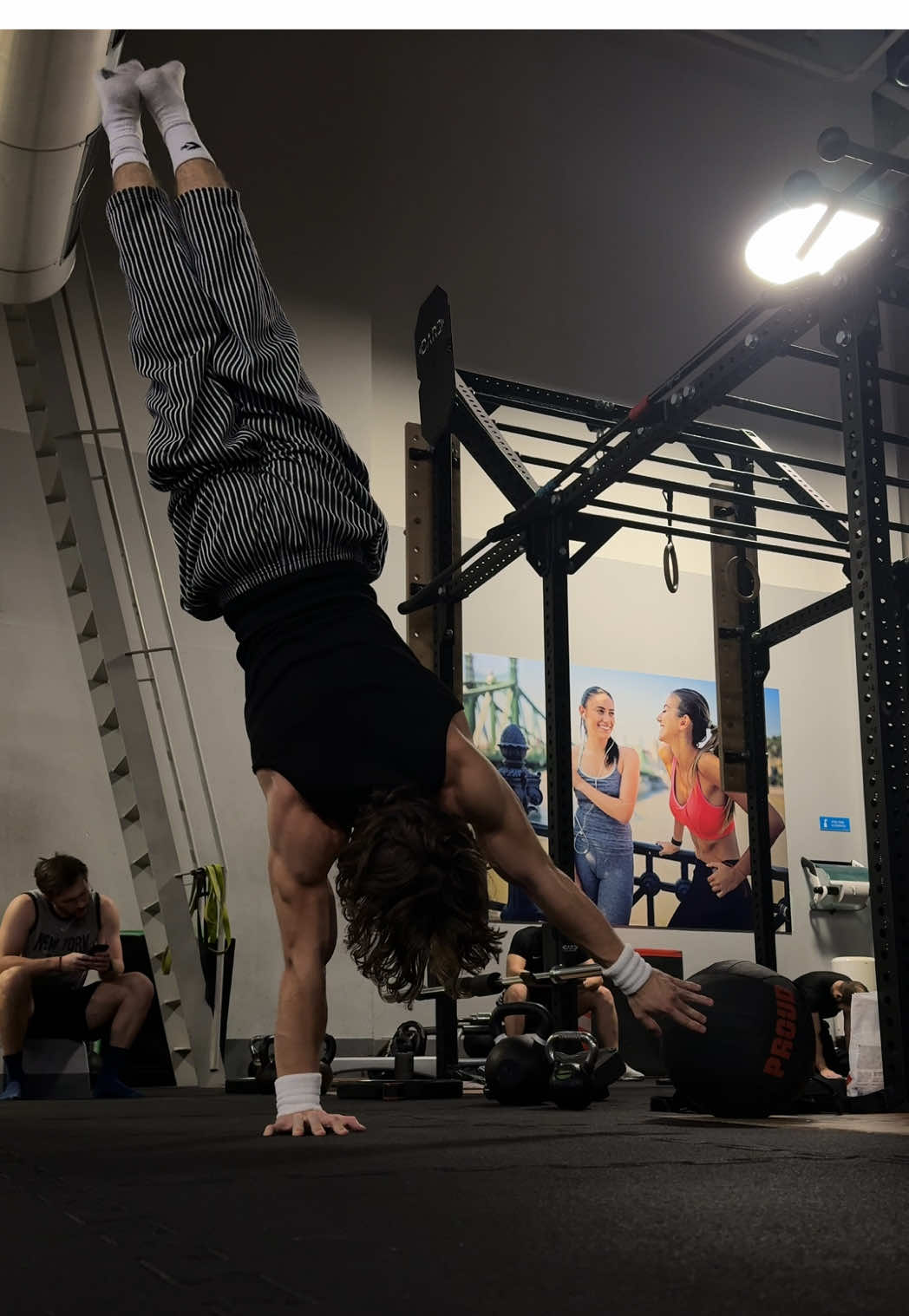 Pushup at the end looked unreal @Little guy💋 