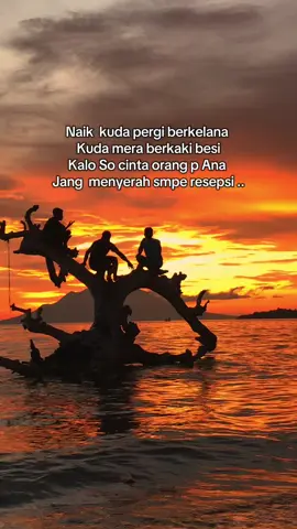 @🅰️ℹ️9️⃣8️⃣ @jul lari kosong 🤣🤣 #