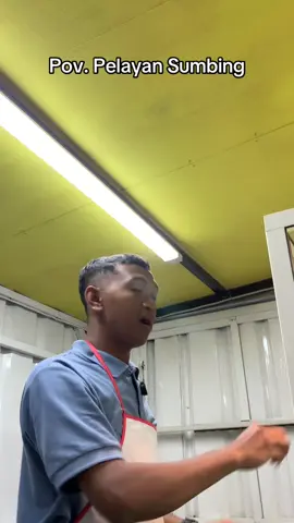 Kira kira kalau begini juga pelayan lari pelanggan