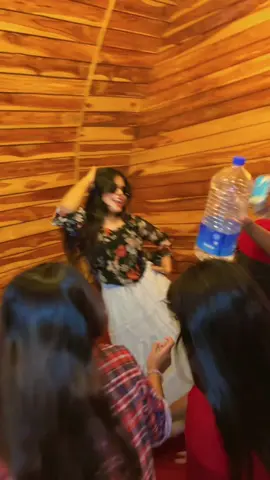 Chill On Dance Babyzz.. 🤙😻💥 #mohu 