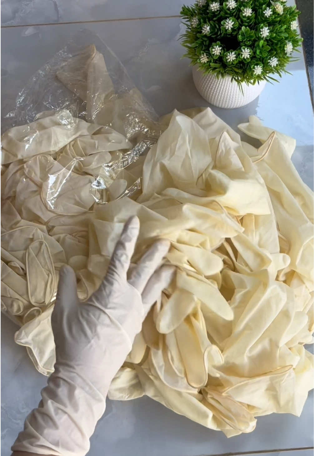 1kg găng tay cao su #tienich #gangtay #gangtaycaosu  @Em Zang tiện ích 🍃  @Em Zang tiện ích 🍃  @Em Zang tiện ích 🍃 