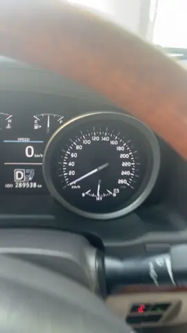 @أخضر ✅ الي عنده المشكله ذي في الاند ترا المشكلة في دينمو الدبل وبغيره وبنزل شرح قريب لاكن ذا حل مؤقت عشان يطفي لاكن كثرت ضهوره سبب الدينمو حق الدبل