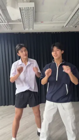 พี่ใหญ่กับมักเน่ #onetrainee #PieLattanan #Toonyani 