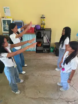 yes galing HAHAHA @자닌 불라스 @leslie @Cindy Cervantes #dancetrend #abm #makeitviral #fyp #4u 