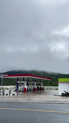 Lambar after hujan masyaallah bngtt🫶🏻             #wisatalampung #pemandanganalam #lampungbarat #viewlambar #pombarulambar 