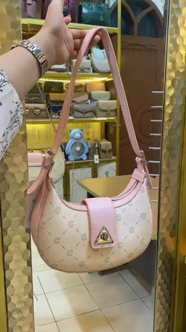 Sellernya gak rugi apa ya, masa tas cantik gini harganya semurah ini #tasselempangwanita #shoulderbagwanita #taswanitaelegan #handbagwanita 