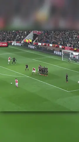 Ada yang tau mesut ozil pensiun karena apa ??? #mesutozil #arsenal #ozil 