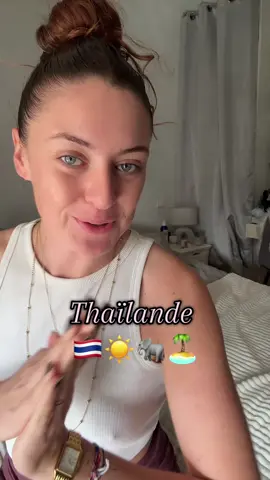 🌸🇹🇭 Je pars en THAÏLANDE 😍✈️ Et j’ai besoin de vous !! 🙏💬 Balancez-moi vos 💡 conseils admin, vos 🏝️ spots à visiter, vos 🍜 plats à goûter et vos 😅 galères à éviter ! Je veux TOUT savoir avant de partir 💼💖  #voyageursdumonde #thailand #thailandtravel #travel #astuces 