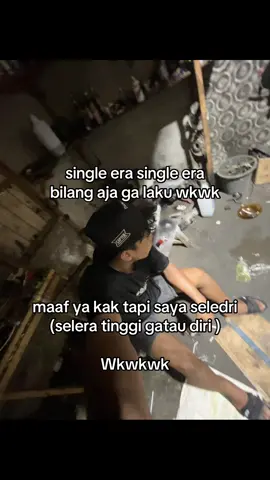 Dilarang menurunkan standar 🤫😂#quotestory #storywa #promomakan1111 #fyppppppppppppppppppppppp #kalimantanbarat 