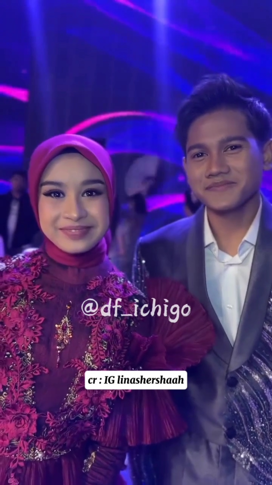 @DA7.Valen gak bisa menahan diri natap @DA7 MILA  🥰 Coba tebak berapa kali Valen natap Mila? 🤭 #valenda7 #milada7 #milen #moonboy #valenakbar #fypシ゚  #fyppppppppppppppppppppppp #foryou 