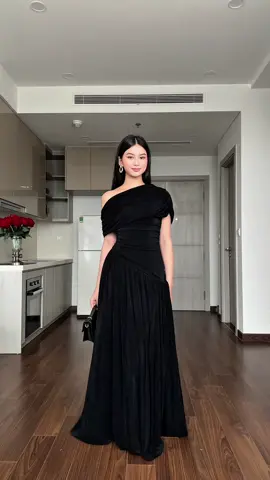 Outfits: @White Ant #fypシ #outfitideas #elegantstyle #whiteant 