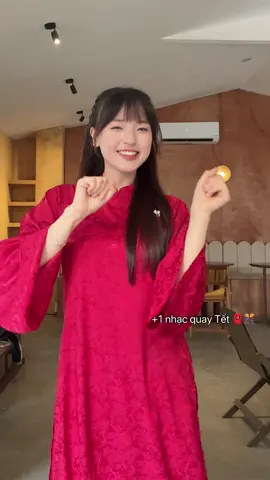 Trung bình tiktok của ẻm tháng 11 rần rần kiểuu 🤭  Có ai hóng Áo dài lụa Hinh Như hong nahh ~~ Hẹn gặp các bác vào lúc 19g30  14.11 nhaa 🧧🧧  #trending #viralvideo #chupanhtet #tet2026 #aodaitet 