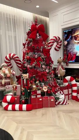 Christmas is coming 🎄💃 #christmas #christmastree #christmasdecor #christmas2025 #christmasgiftideas 