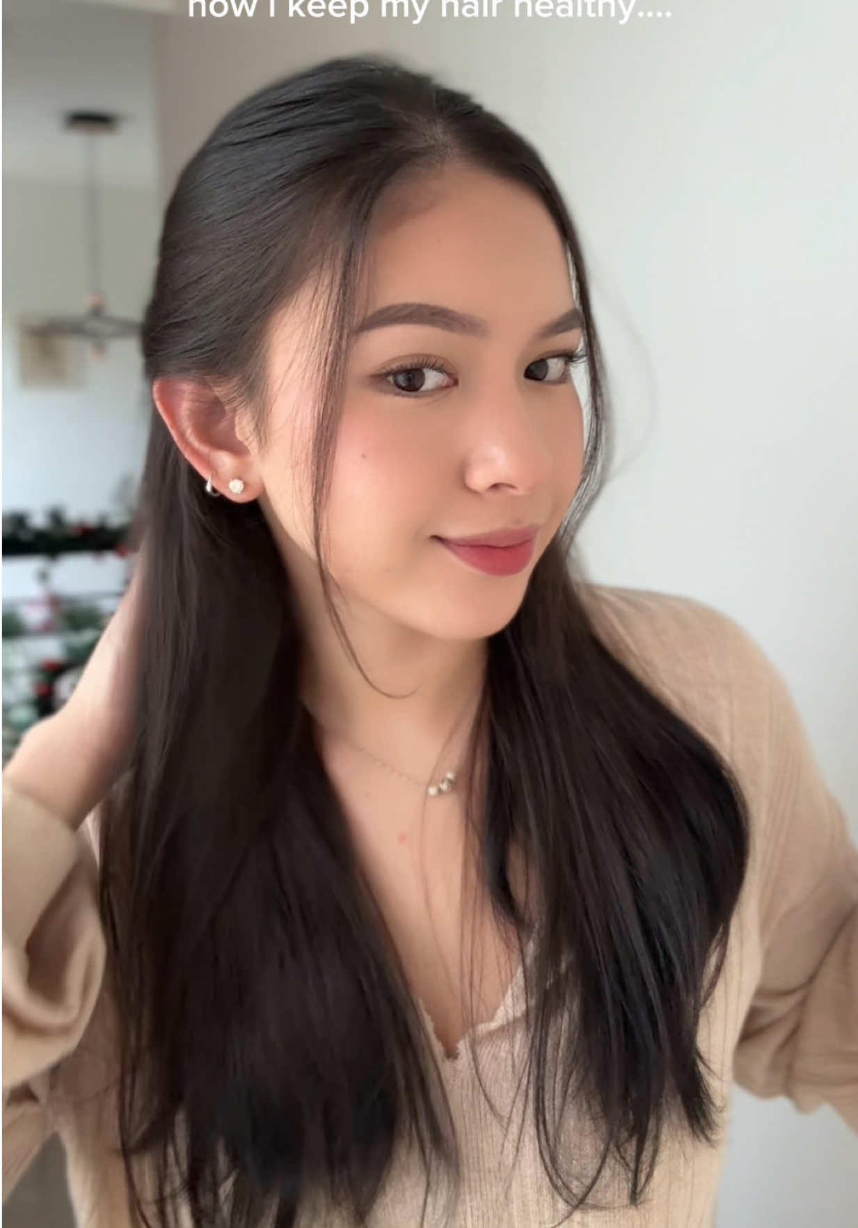 Ending the last two months of 2025 with the best shampoo — finally fixing my hair fall and damage! ✨💆🏻‍♀️ #hair #dry #haircare #shampoo 