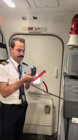 flight attendant✈️🇮🇶🤍. . . . #الخطوط_الجوية_العراقية #مطار_بغداد_الدولي #capcut #baghdad🇮🇶 #الشعب_الصيني_ماله_حل😂😂 