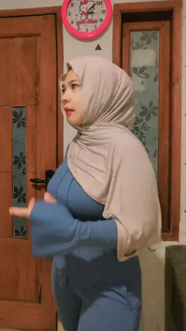 aku pakai ukuran M ya..emang SE cakep itu gaaisss..@NunungAlawi 