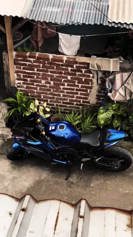 klo diliat dari atas cakep banget nih motor🤩 #fyp #zx25r #fyppppppppppppppppppppppp 