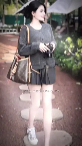 Áo len nữ phối 2 túi#aolenquangchau #aolentaydai #aolennuxinh #myoutfit #phoidoxinh 