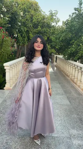 @روان مصممه فساتين 💜