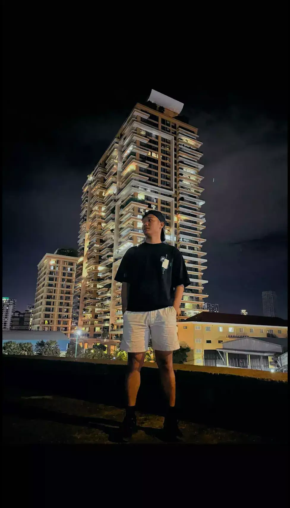 ម្ដងហើយម្ដងទៀត 🖕