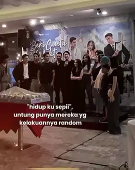 random abiss😭✋  #masukberandafyp  #bericintawaktu #yesayaabraham #zaraadhisty #raynwijaya 